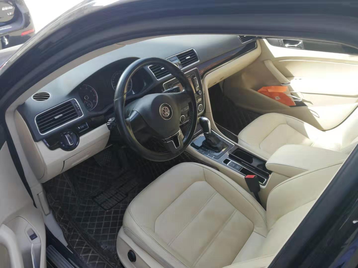 帕萨特 2014款 1.8TSI DSG 尊雅版（点击查看详情）