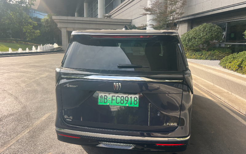 别克GL8 7座 ES